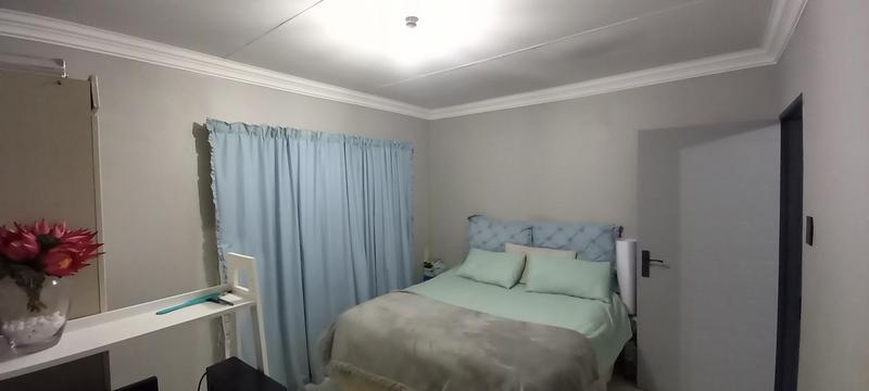 4 Bedroom Property for Sale in Roodepan Northern Cape